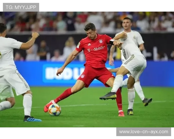 佩德里禁区内摆脱转身抽射干脆利落