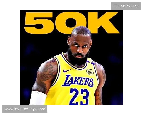 詹姆斯从侧翼突破轻巧得分，湖人稳住局势