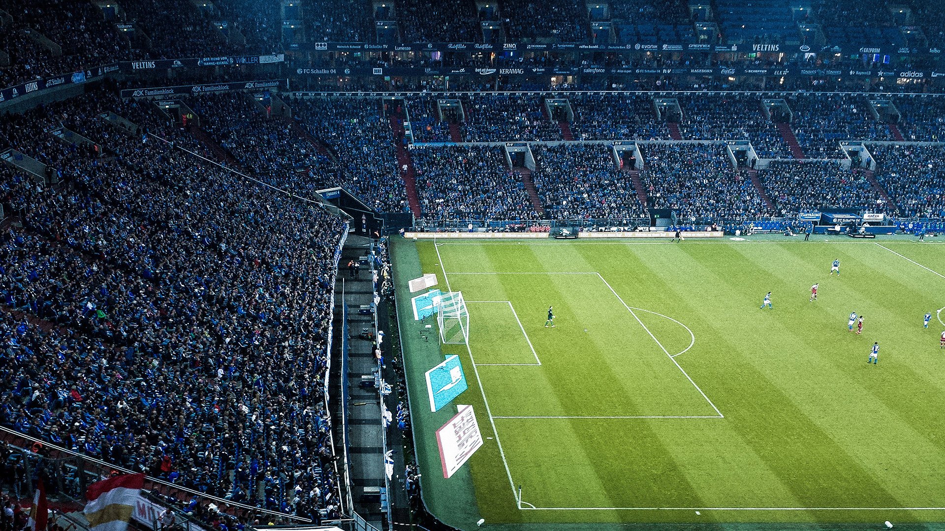 综合体育系女子三项综合赛 跑跳投全方位考验